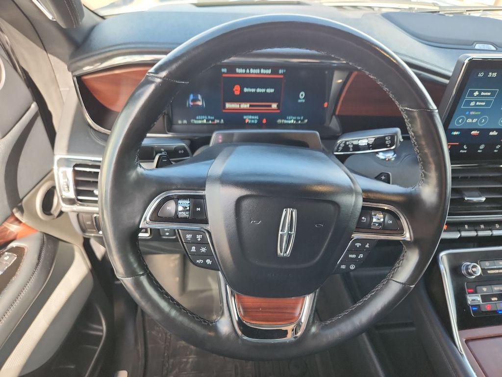 used 2023 Lincoln Navigator car, priced at $61,660