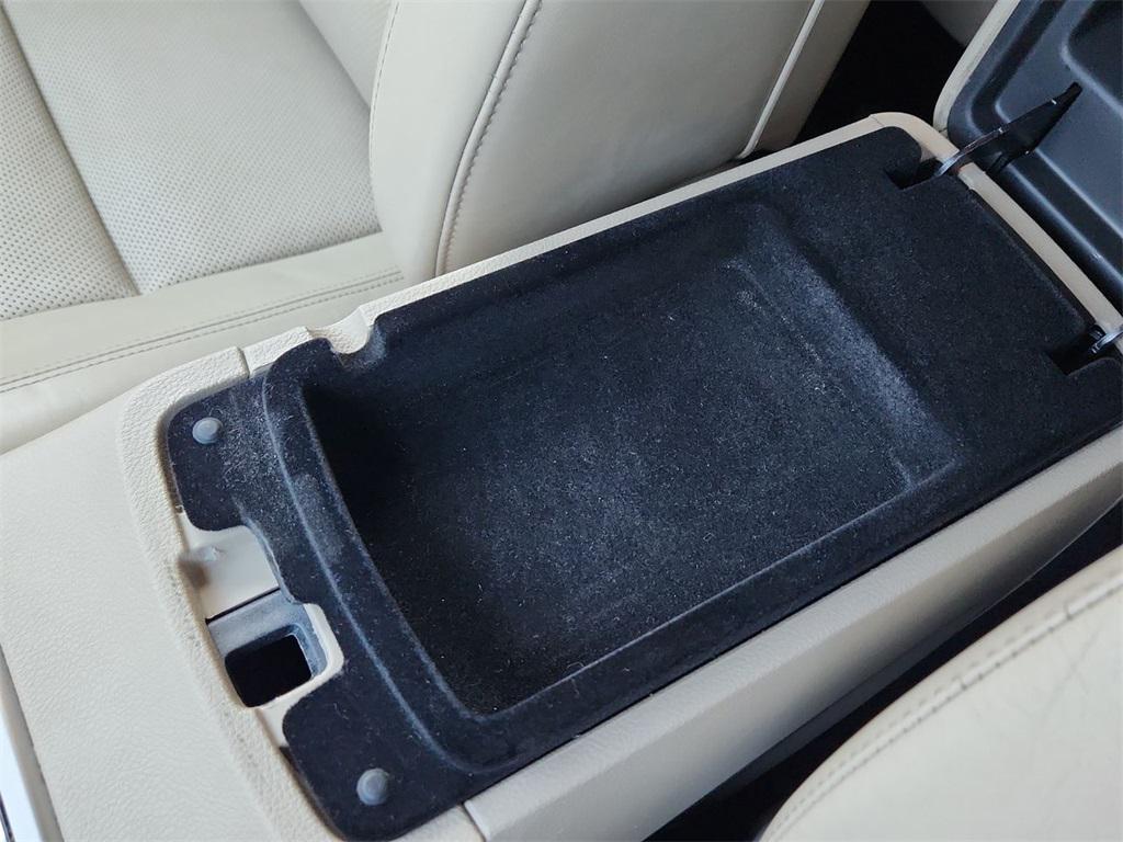 used 2017 Jeep Grand Cherokee car, priced at $18,383