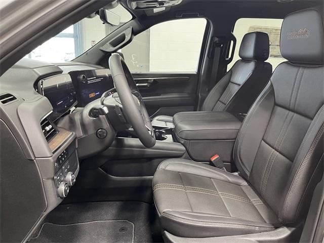 new 2025 Chevrolet Suburban car, priced at $81,622