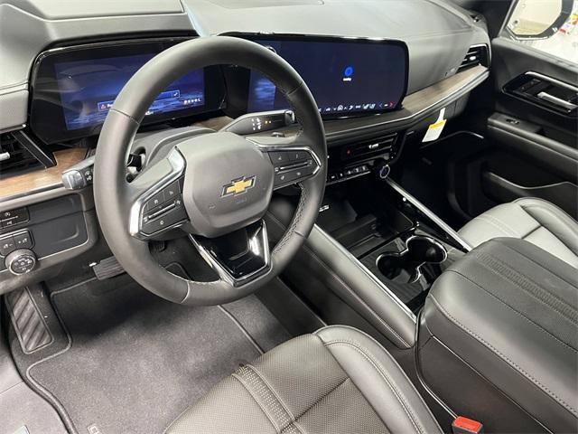 new 2025 Chevrolet Suburban car, priced at $81,622