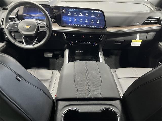 new 2025 Chevrolet Suburban car, priced at $81,622