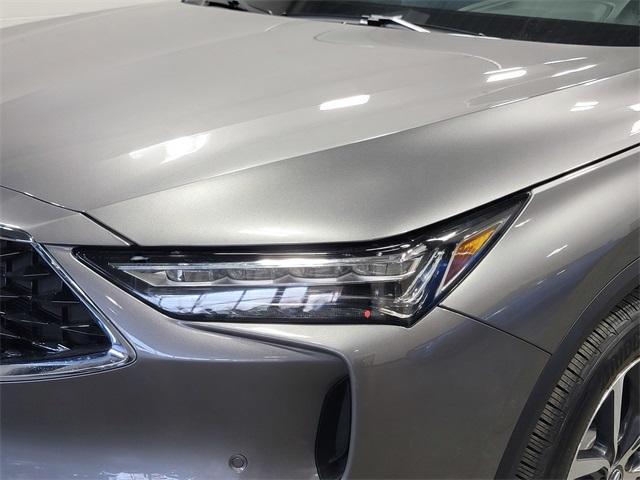 used 2023 Acura MDX car, priced at $39,977