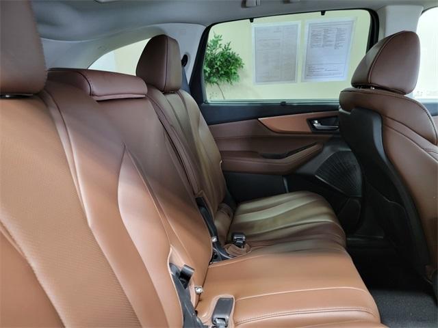 used 2023 Acura MDX car, priced at $40,977