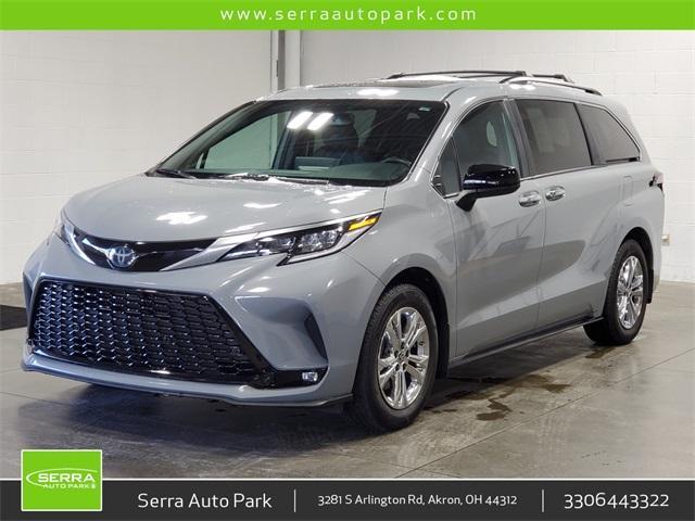 used 2023 Toyota Sienna car, priced at $43,977