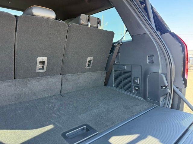 new 2026 Ford Expedition car, priced at $86,255