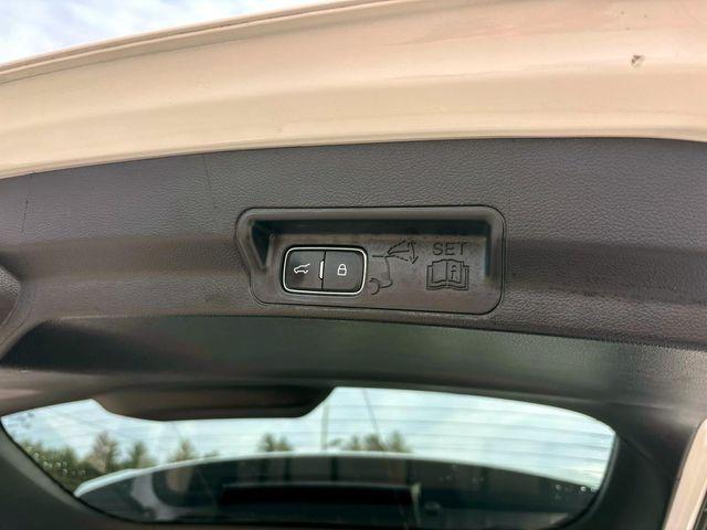 used 2022 Ford Explorer car, priced at $27,500