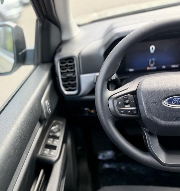 new 2025 Ford Ranger car, priced at $34,000