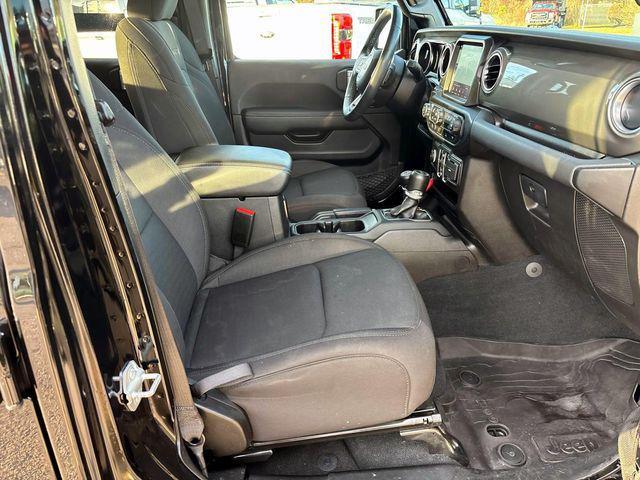 used 2022 Jeep Wrangler Unlimited car, priced at $27,000