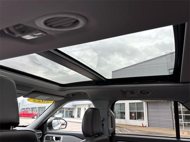 used 2022 Ford Explorer car, priced at $28,500