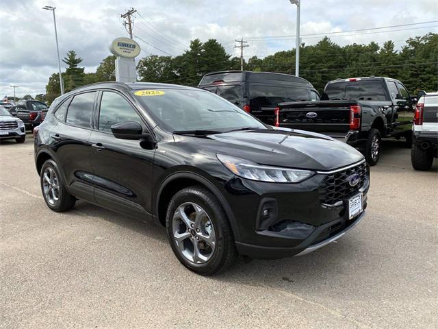used 2025 Ford Escape car, priced at $28,500