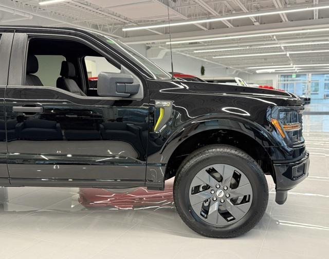 new 2025 Ford F-150 car, priced at $42,750