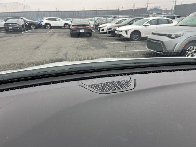 used 2025 Chrysler Pacifica car, priced at $27,311