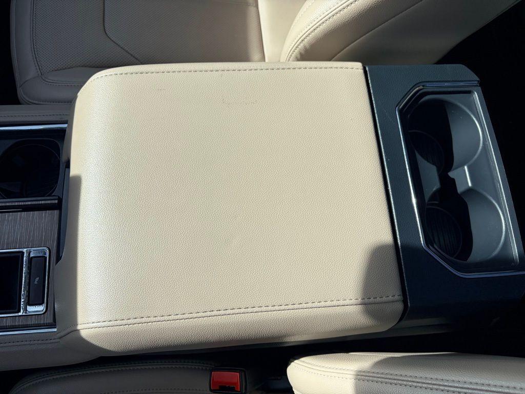 used 2024 Ford Expedition Max car, priced at $39,914