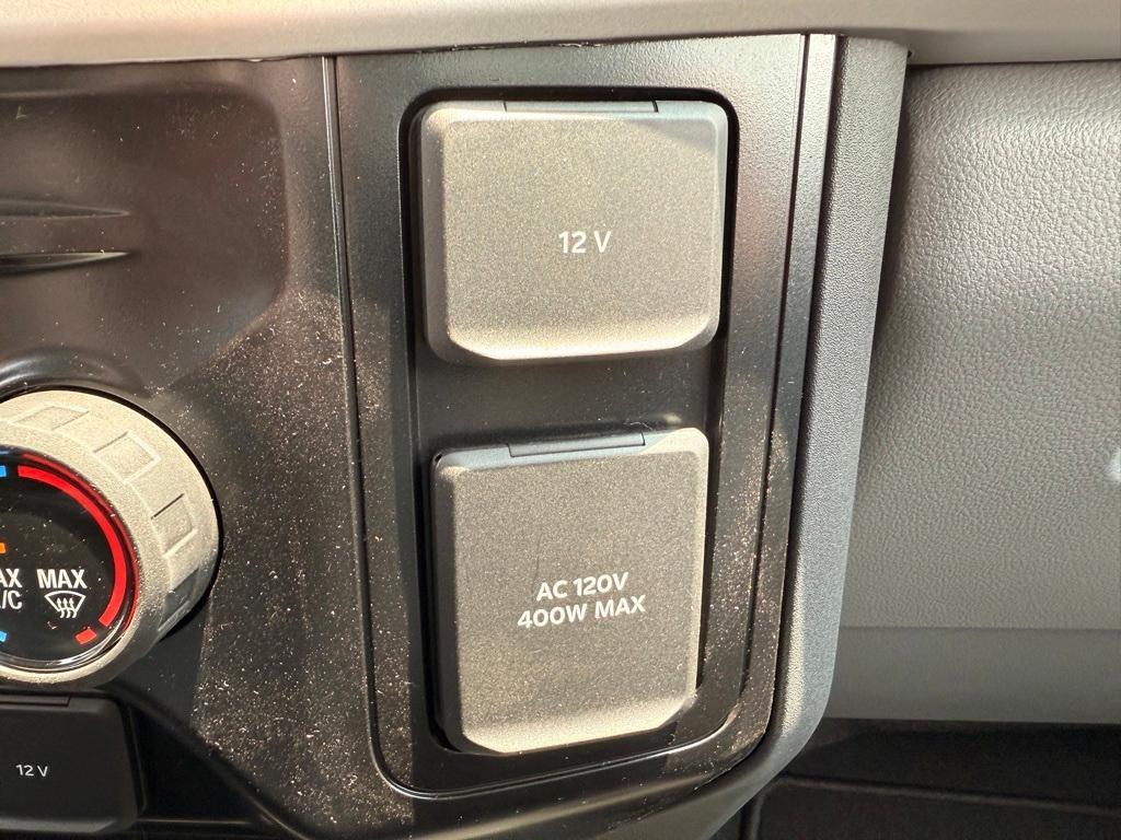 new 2025 Ford F-350 car, priced at $65,995