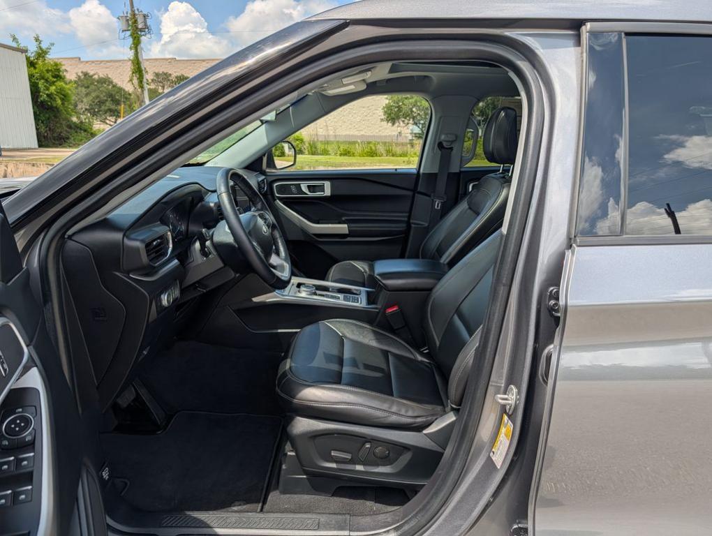 used 2022 Ford Explorer car, priced at $28,605