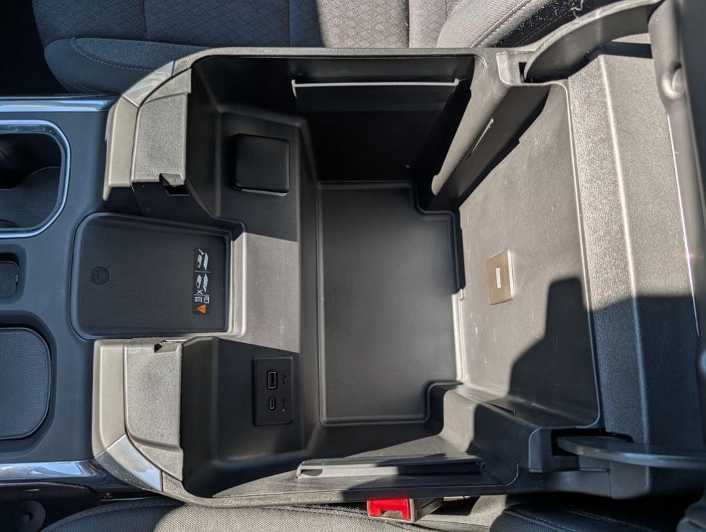 used 2022 Chevrolet Silverado 1500 car, priced at $36,626