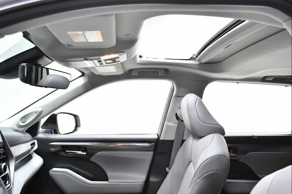 used 2022 Toyota Highlander car, priced at $24,988