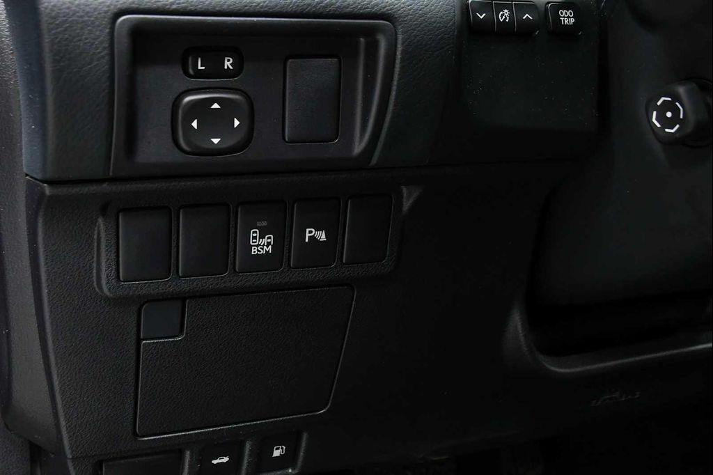 used 2014 Lexus ES 350 car, priced at $17,988