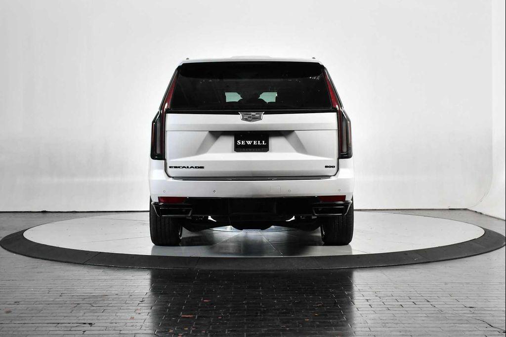 used 2021 Cadillac Escalade ESV car, priced at $57,998