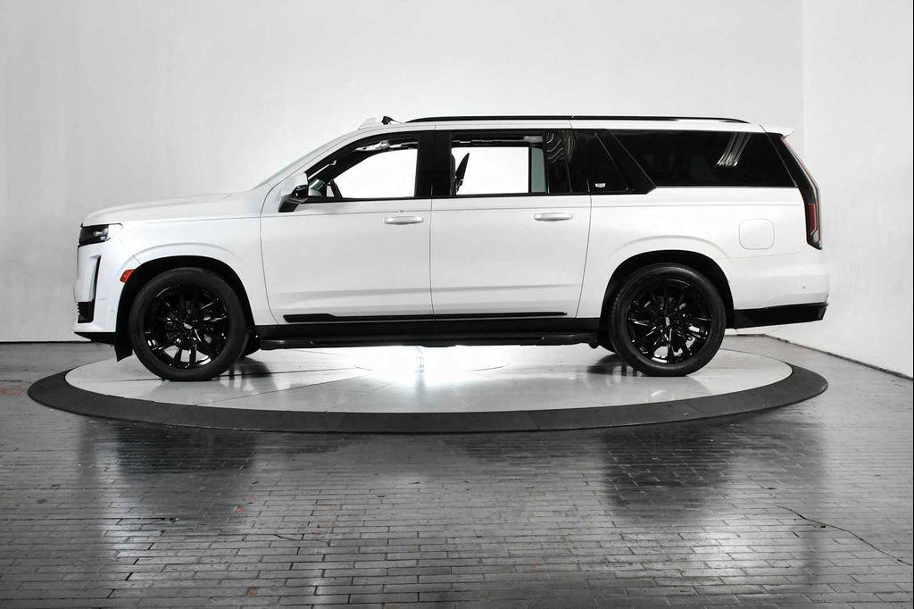 used 2021 Cadillac Escalade ESV car, priced at $57,998