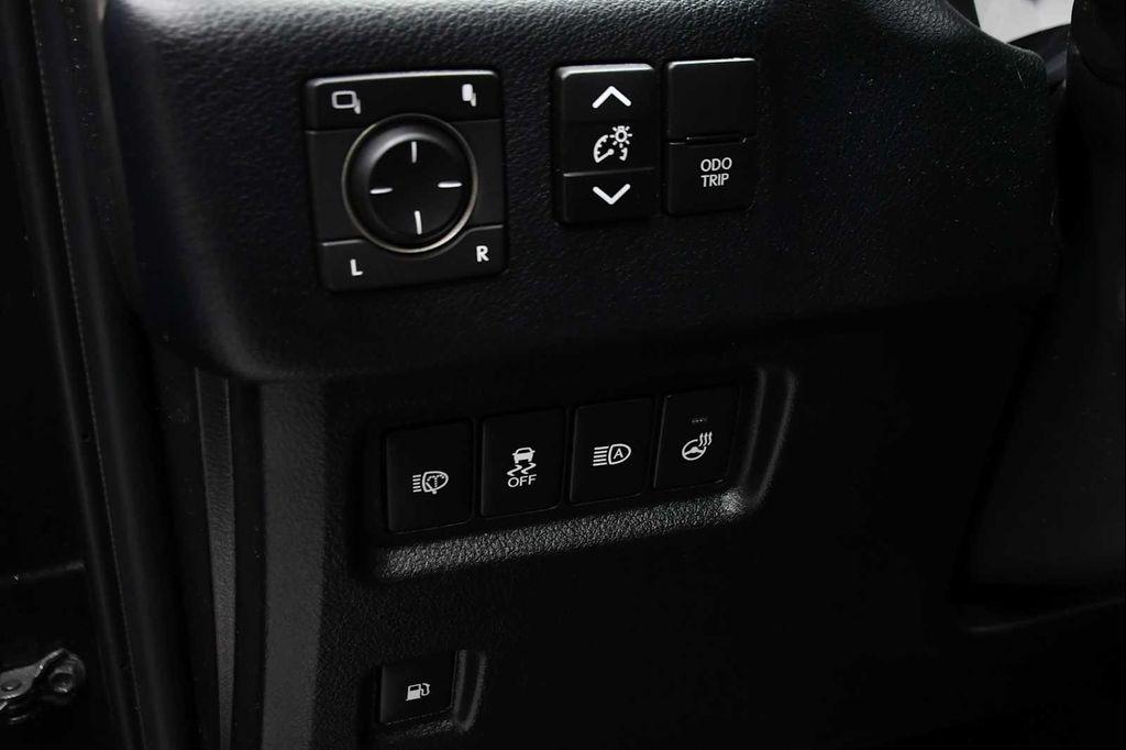 used 2023 Lexus GX 460 car, priced at $63,998