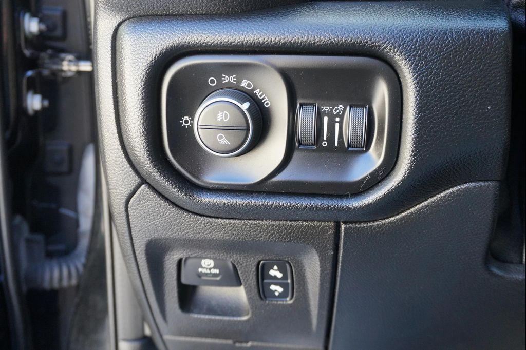 used 2021 Ram 1500 car, priced at $33,422