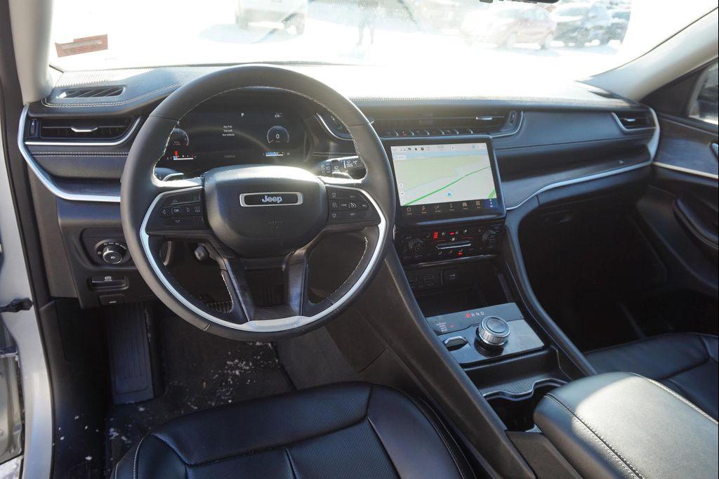 used 2024 Jeep Grand Cherokee L car, priced at $35,935