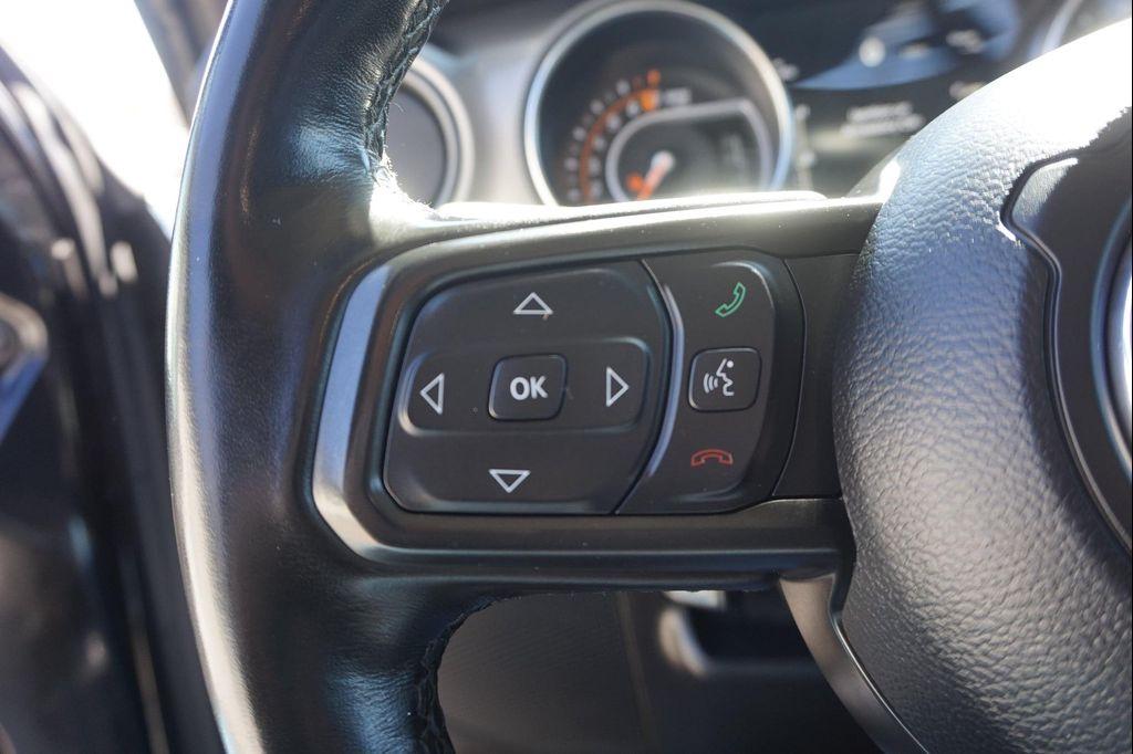 used 2021 Jeep Gladiator car, priced at $28,722