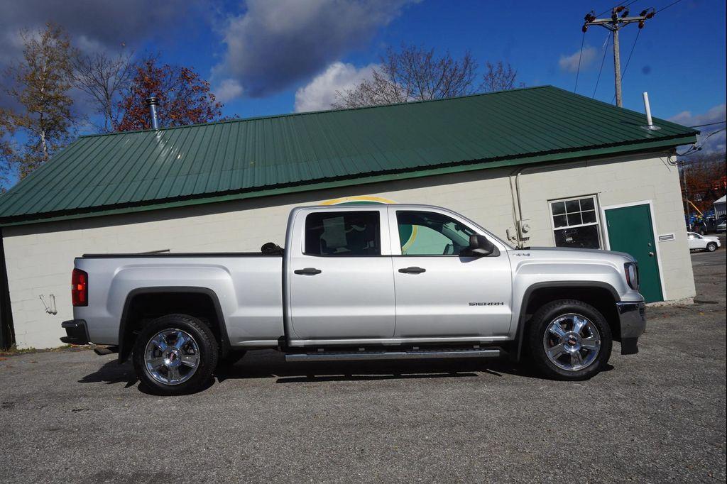 used 2018 GMC Sierra 1500 car, priced at $24,348