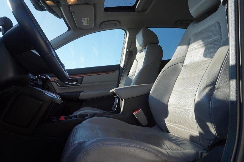 used 2017 Honda CR-V car