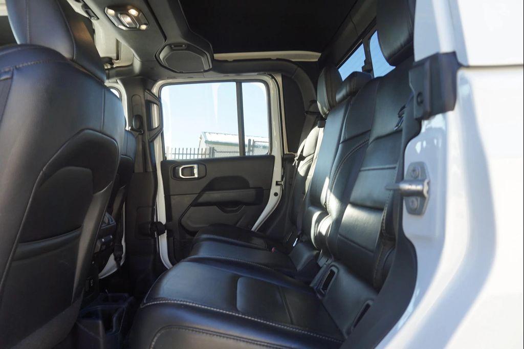 used 2022 Jeep Gladiator car, priced at $33,122