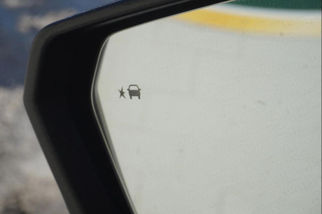 used 2022 Chevrolet Equinox car, priced at $21,988