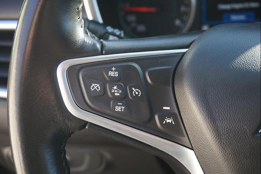 used 2022 Chevrolet Equinox car, priced at $21,988