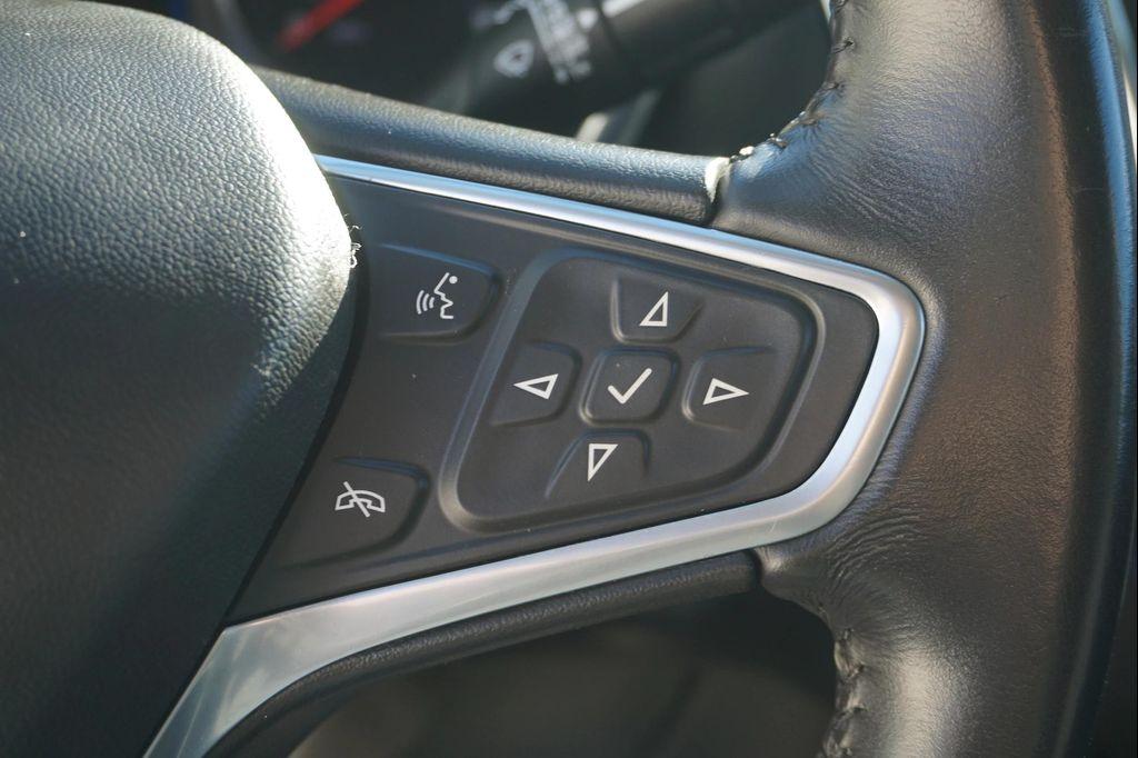 used 2022 Chevrolet Equinox car, priced at $21,988