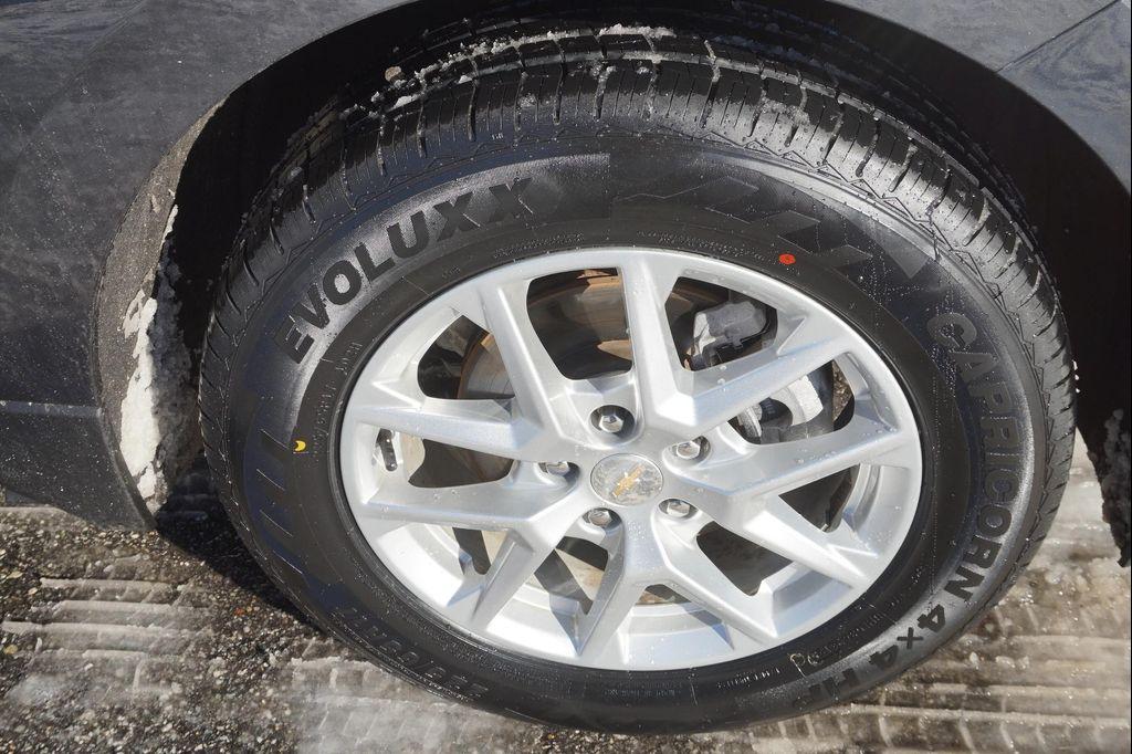 used 2022 Chevrolet Equinox car, priced at $21,988