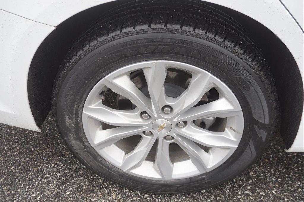 used 2024 Chevrolet Malibu car, priced at $18,842