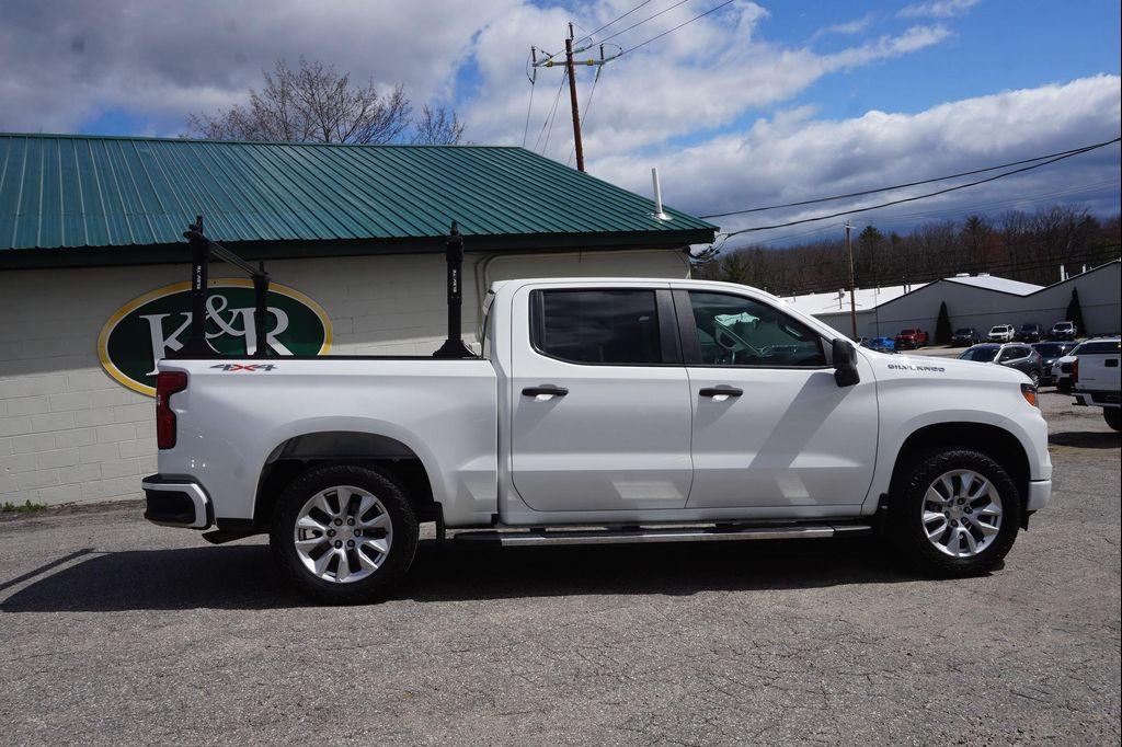used 2022 Chevrolet Silverado 1500 car, priced at $27,644