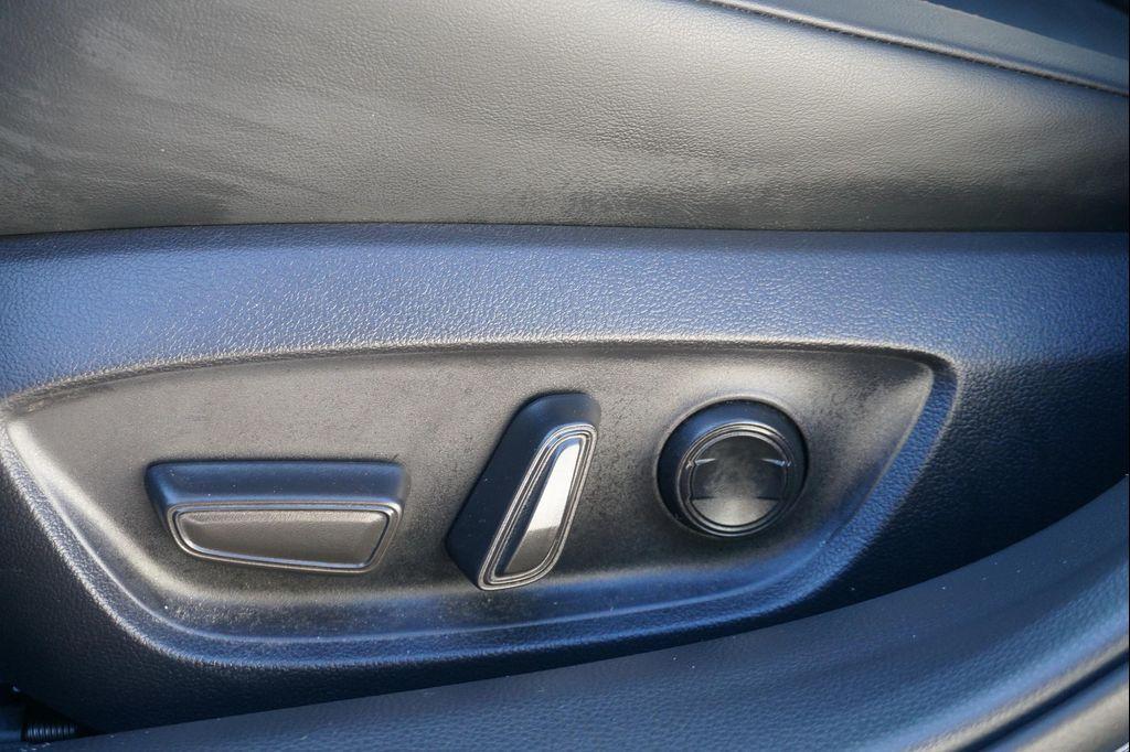 used 2024 Toyota Prius Prime car, priced at $33,290