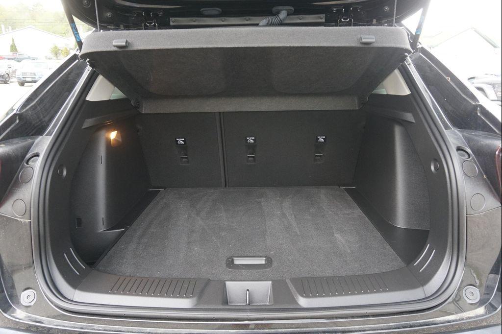 used 2024 Chevrolet Trax car, priced at $21,462