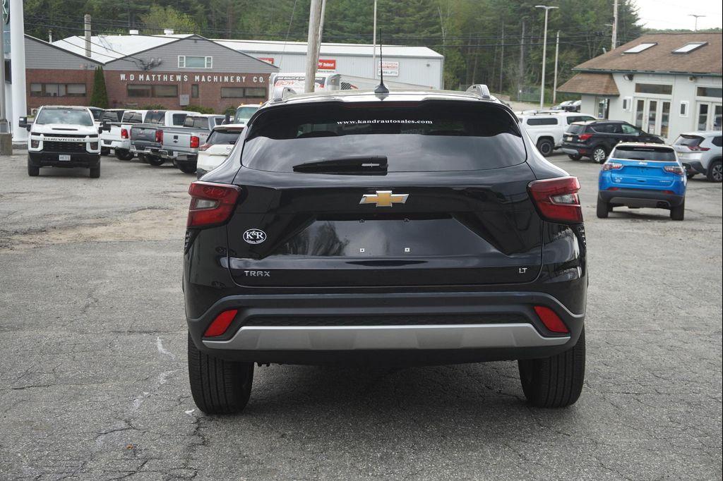used 2024 Chevrolet Trax car, priced at $21,462