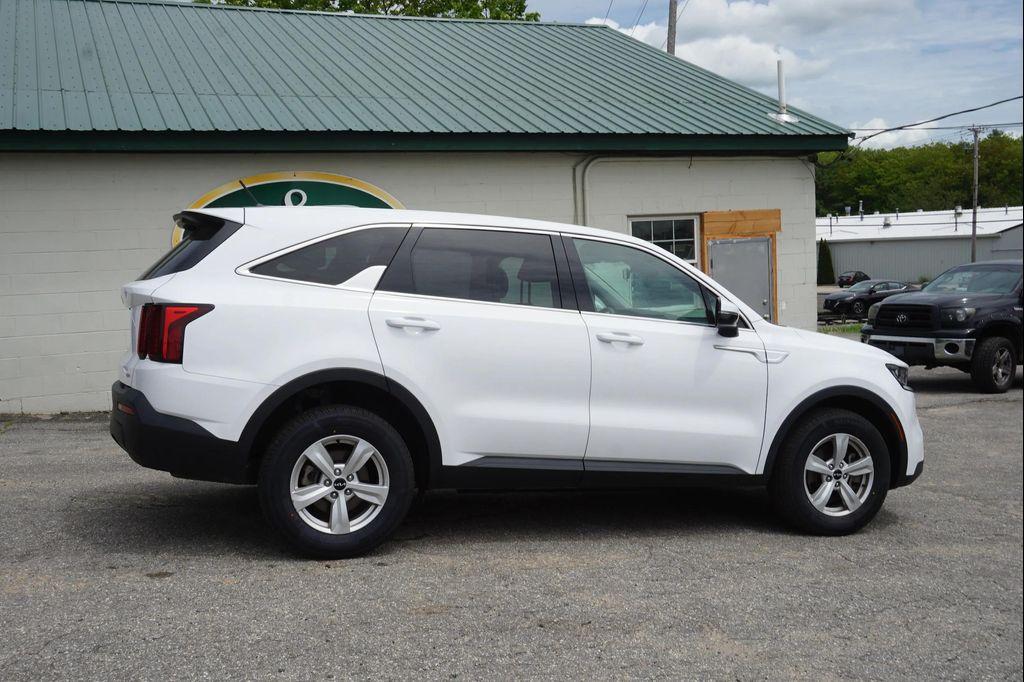 used 2023 Kia Sorento car, priced at $22,799