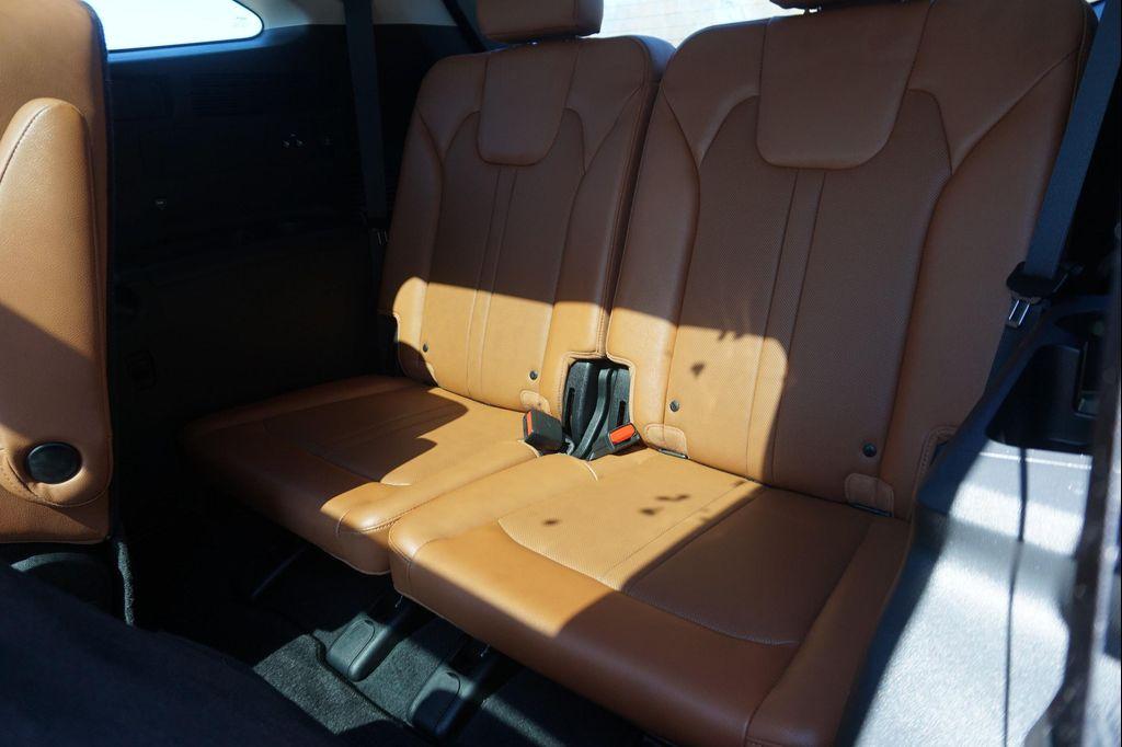 used 2023 Kia Sorento car, priced at $34,385