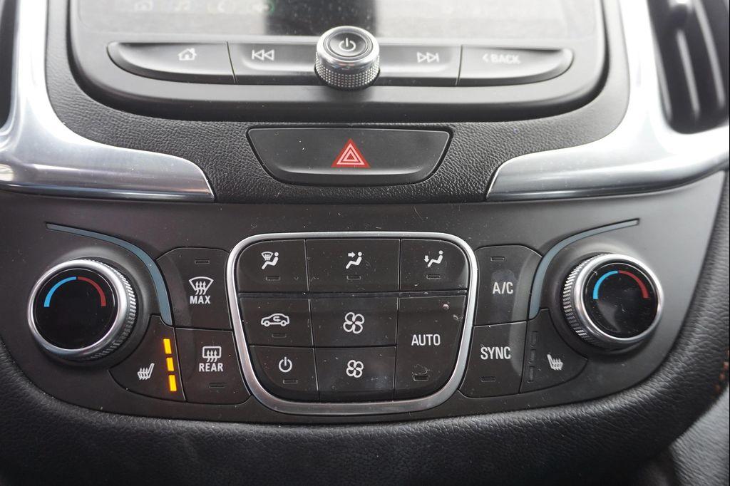 used 2020 Chevrolet Equinox car, priced at $21,724