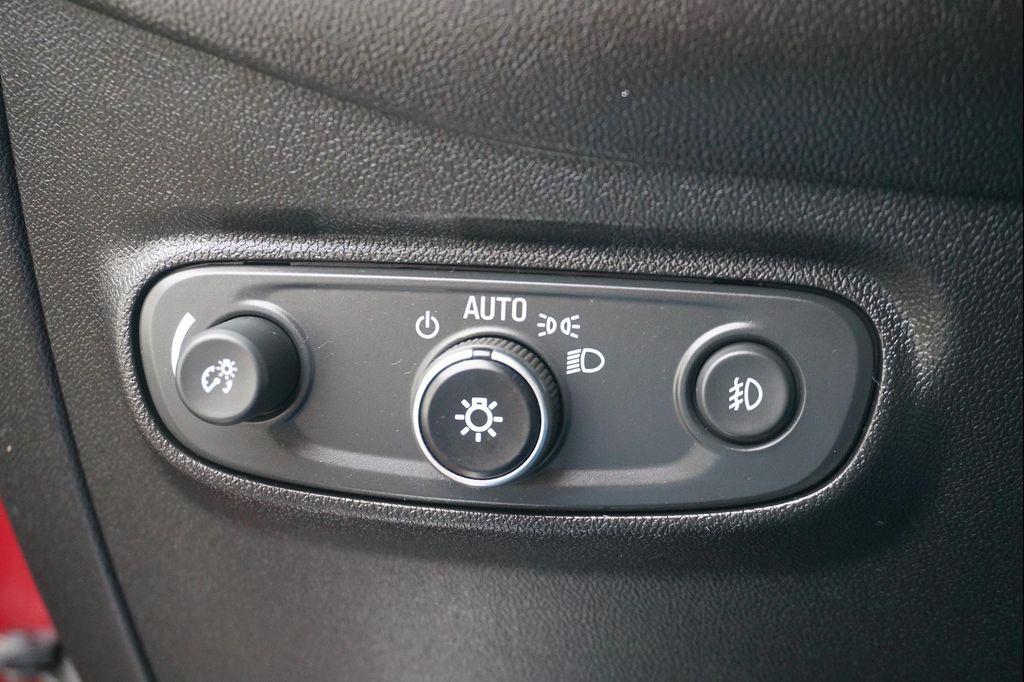 used 2020 Chevrolet Equinox car, priced at $21,724