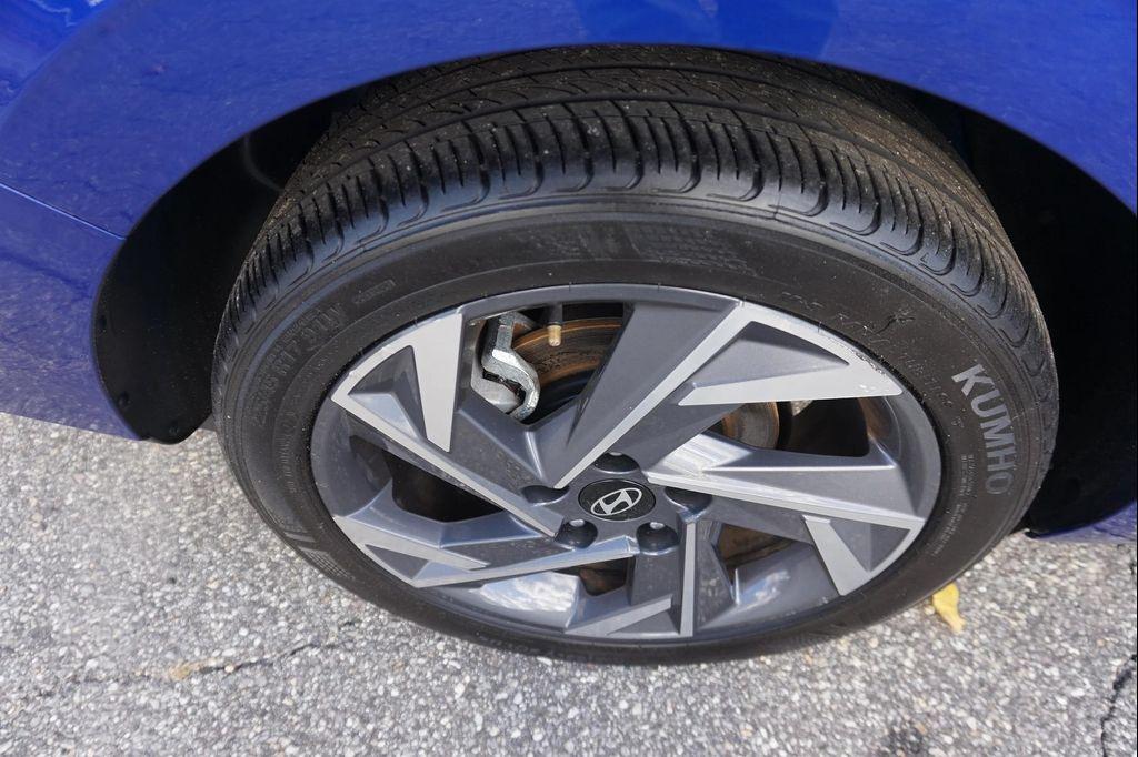 used 2025 Hyundai Elantra car, priced at $21,325