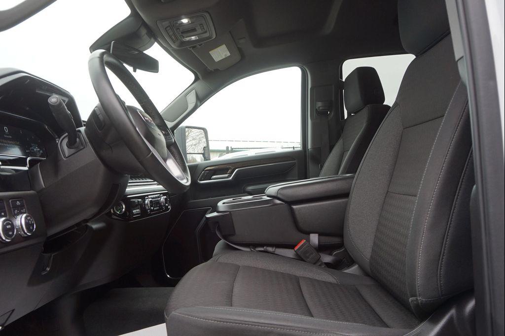 used 2025 GMC Sierra 2500 car, priced at $53,990