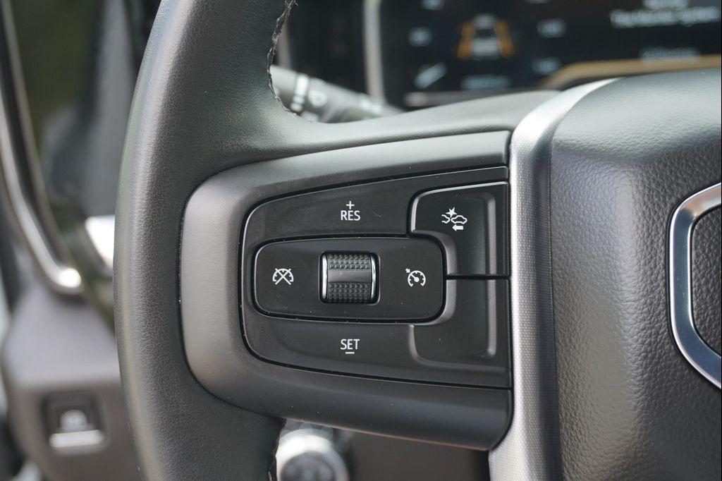 used 2025 GMC Sierra 2500 car, priced at $52,874