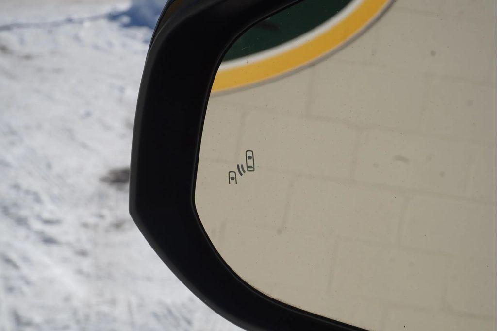 used 2021 Toyota Highlander car, priced at $28,290