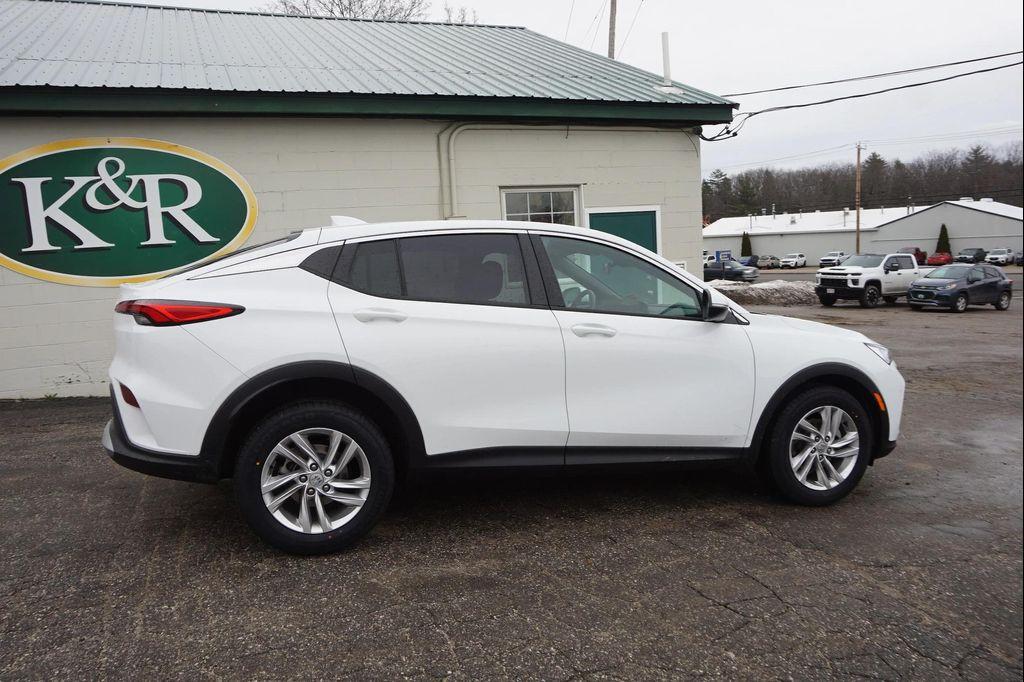 used 2024 Buick Envista car