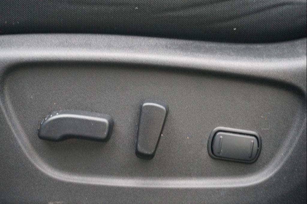 used 2020 Nissan Rogue car, priced at $14,875